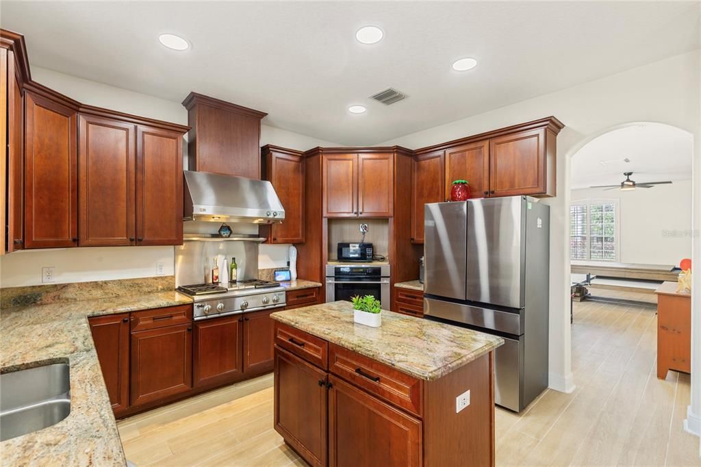 Active With Contract: $799,900 (4 beds, 4 baths, 3630 Square Feet)
