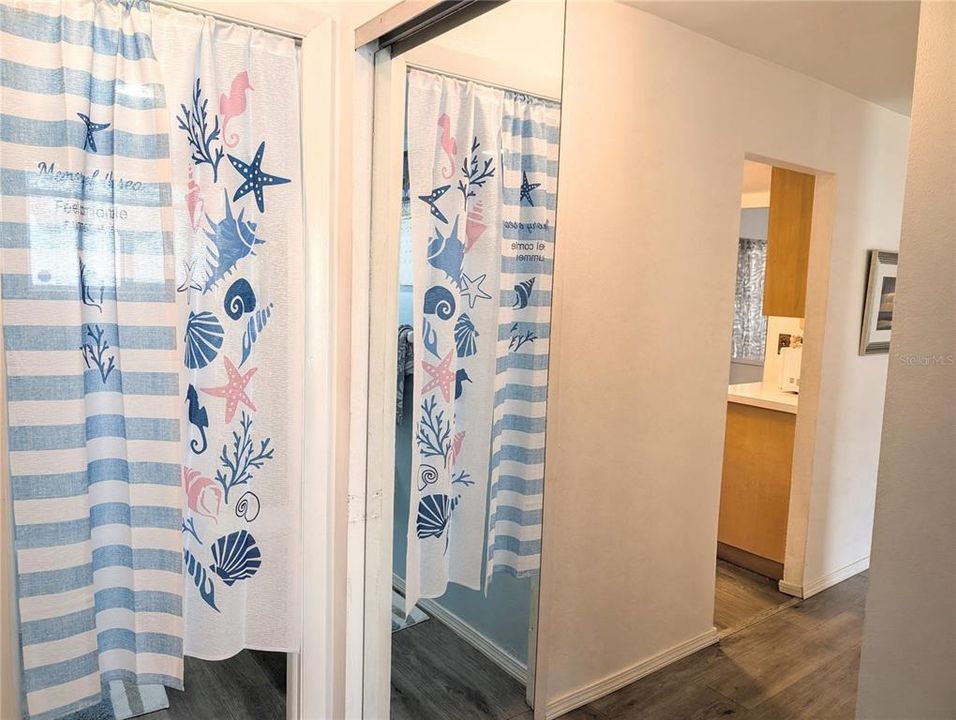 For Sale: $66,400 (1 beds, 1 baths, 576 Square Feet)