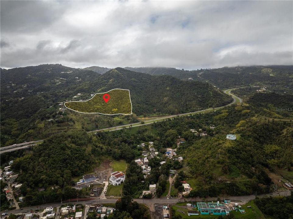 На продажу: $125,000 (12.70 acres)