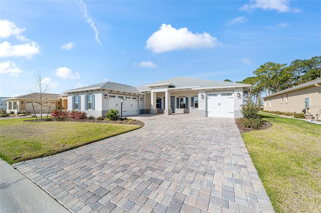 Active With Contract: $560,000 (3 beds, 3 baths, 2893 Square Feet)