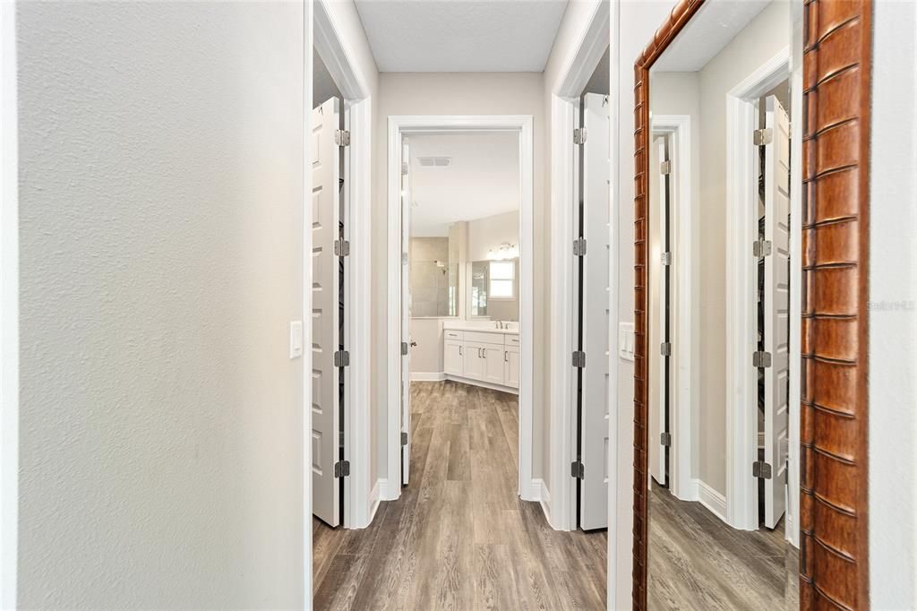 Active With Contract: $560,000 (3 beds, 3 baths, 2893 Square Feet)