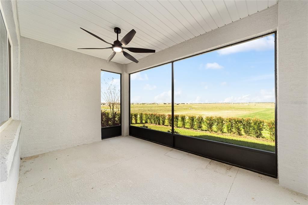 Active With Contract: $560,000 (3 beds, 3 baths, 2893 Square Feet)