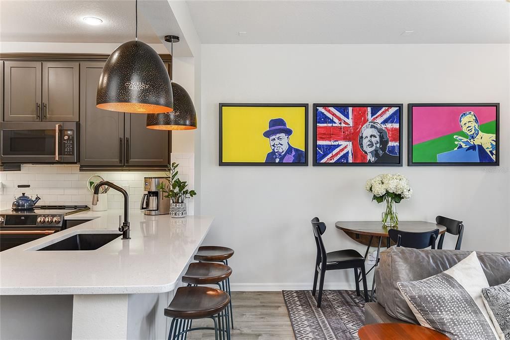 Active With Contract: $3,850 (3 beds, 2 baths, 1632 Square Feet)