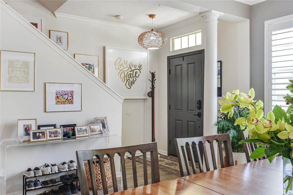 Active With Contract: $3,850 (3 beds, 2 baths, 1632 Square Feet)