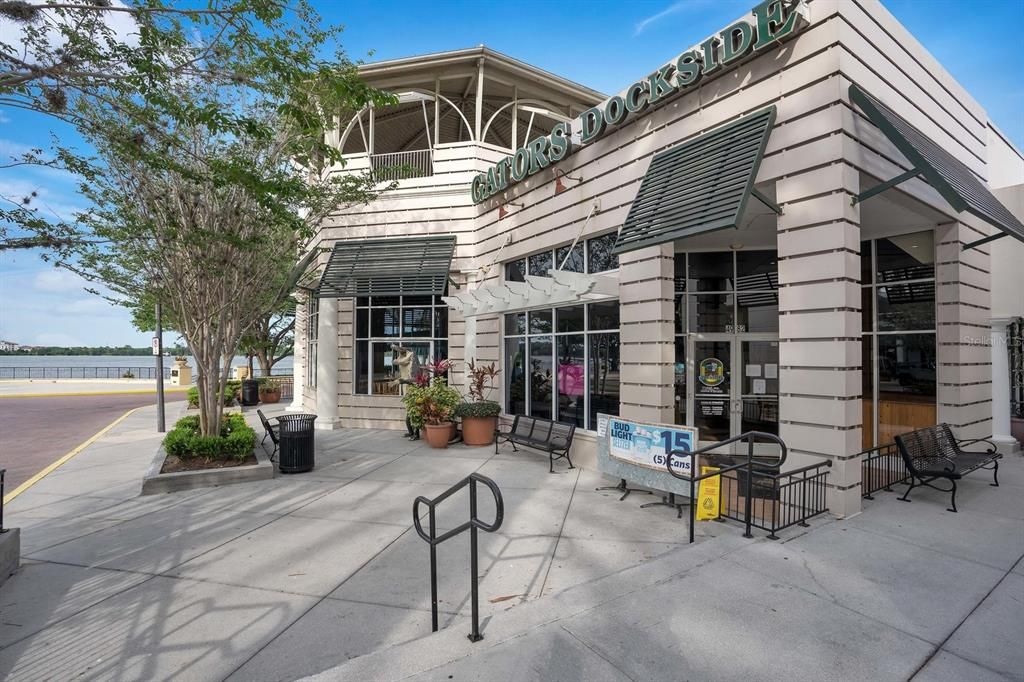 Active With Contract: $3,850 (3 beds, 2 baths, 1632 Square Feet)