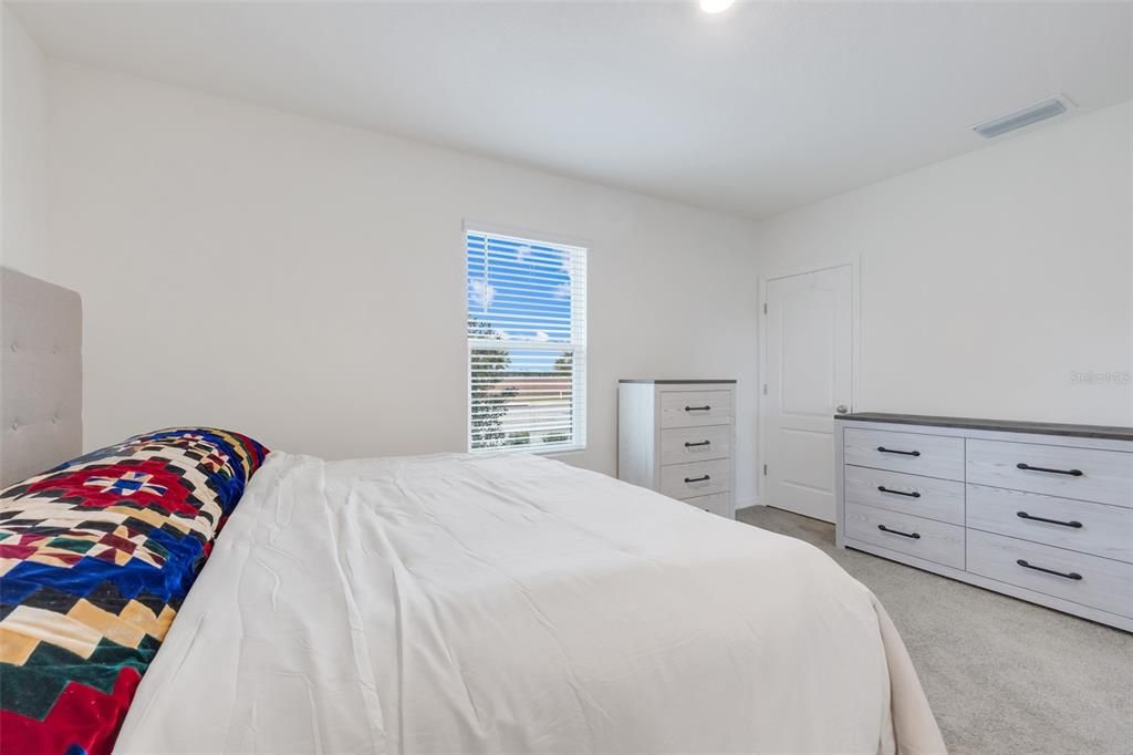 For Sale: $290,000 (3 beds, 2 baths, 1673 Square Feet)