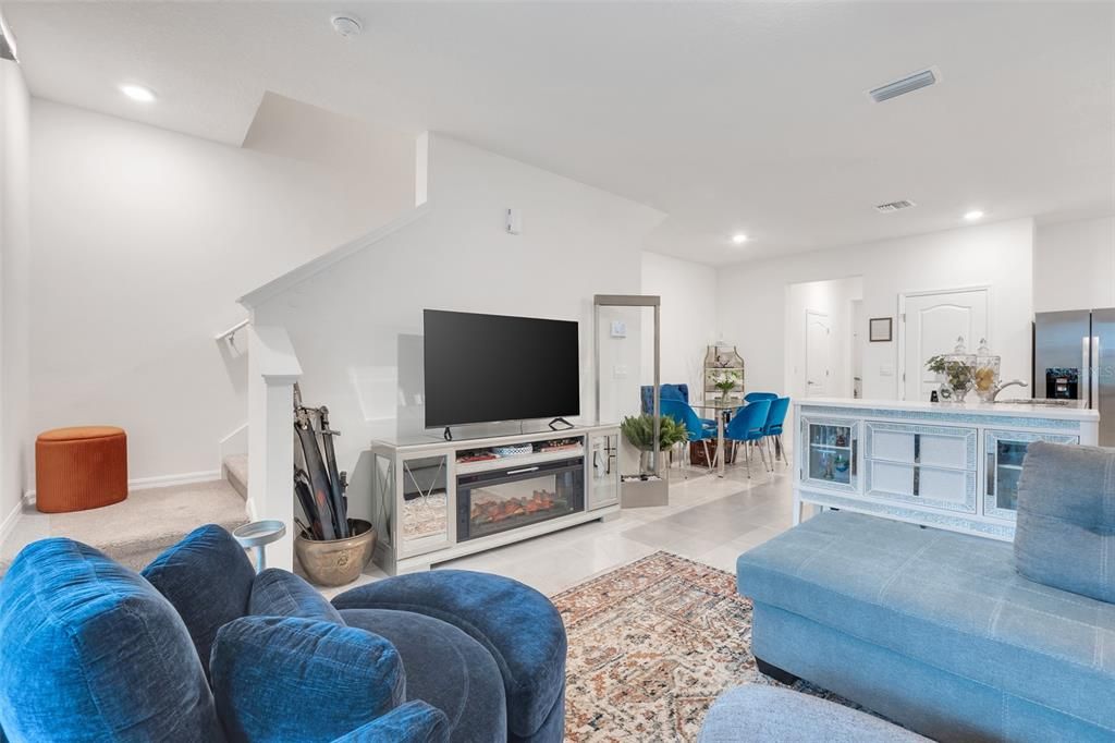 For Sale: $290,000 (3 beds, 2 baths, 1673 Square Feet)