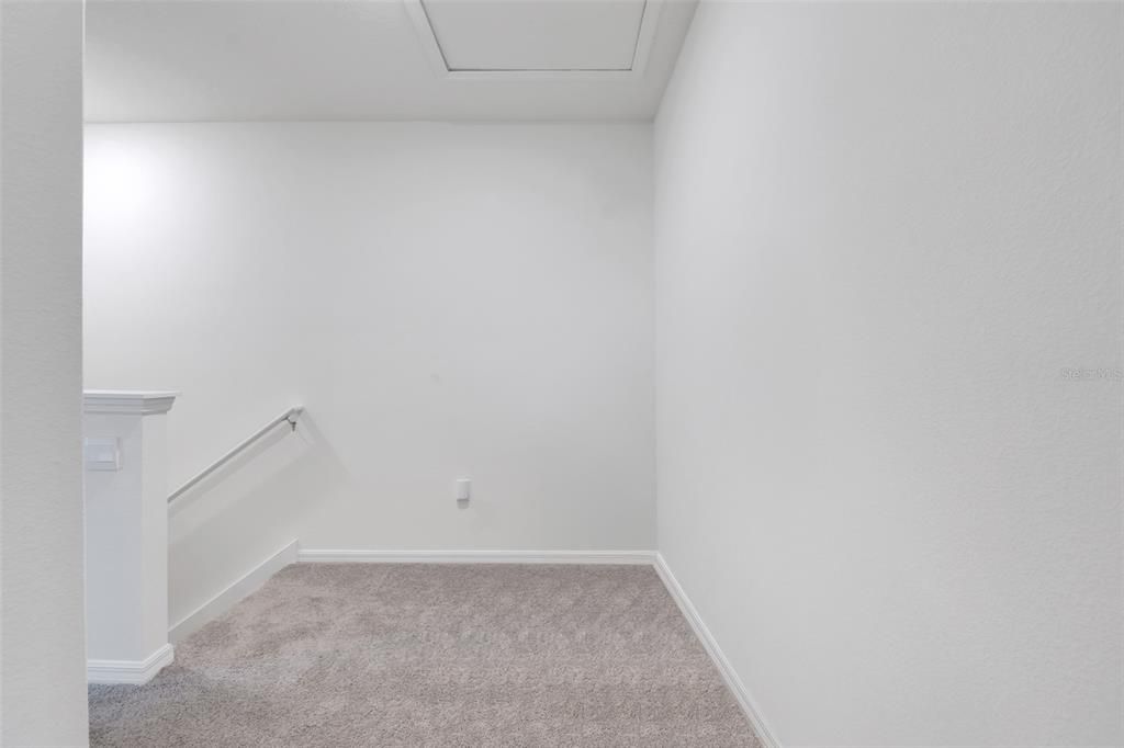 For Sale: $290,000 (3 beds, 2 baths, 1673 Square Feet)