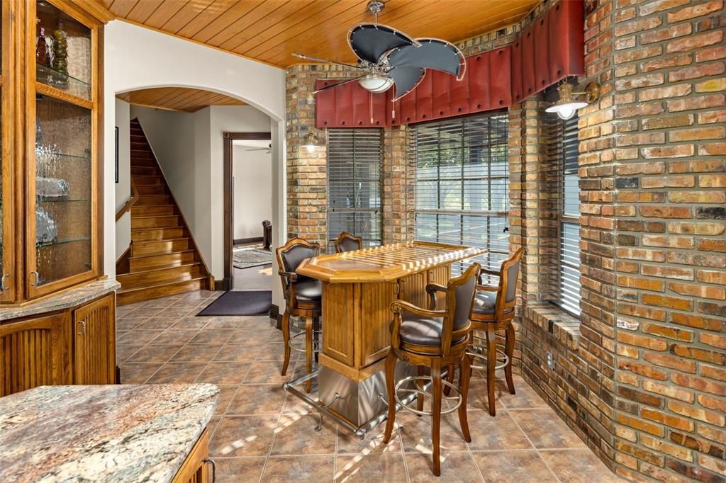 En Venta: $2,799,000 (3 camas, 3 baños, 3041 Pies cuadrados)