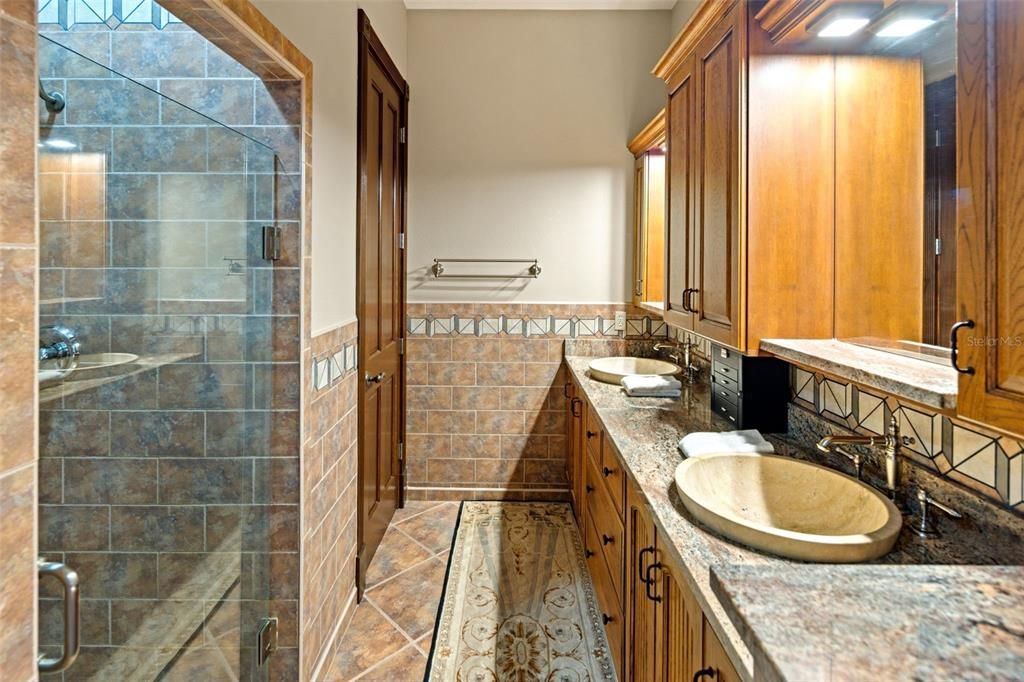 En Venta: $2,799,000 (3 camas, 3 baños, 3041 Pies cuadrados)
