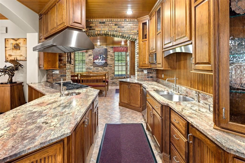 En Venta: $2,799,000 (3 camas, 3 baños, 3041 Pies cuadrados)