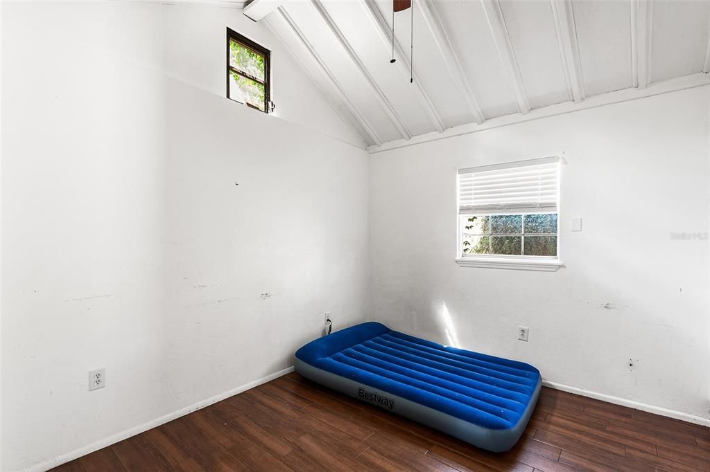 En Venta: $324,000 (4 camas, 0 baños, 1760 Pies cuadrados)