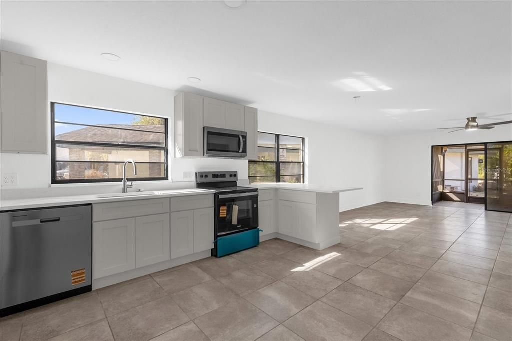 En Venta: $379,000 (2 camas, 2 baños, 1377 Pies cuadrados)