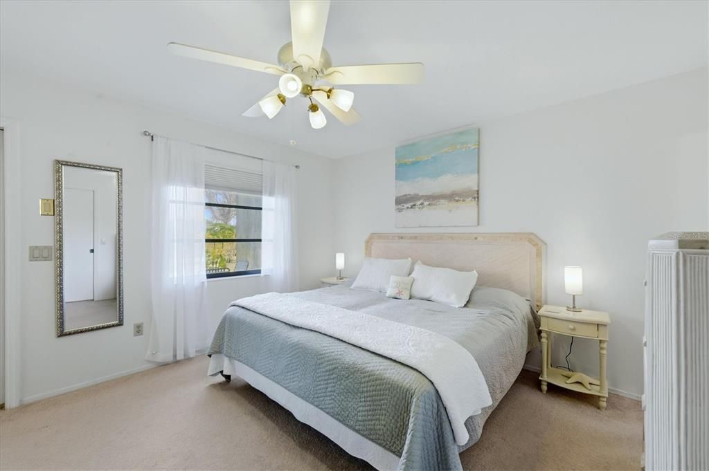 En Venta: $199,000 (2 camas, 2 baños, 1261 Pies cuadrados)