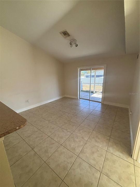 For Sale: $389,900 (6 beds, 0 baths, 2250 Square Feet)