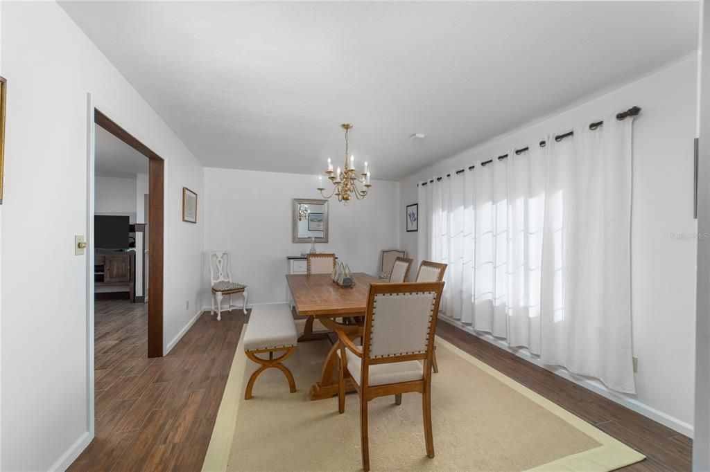 En Renta: $4,850 (3 camas, 3 baños, 2854 Pies cuadrados)