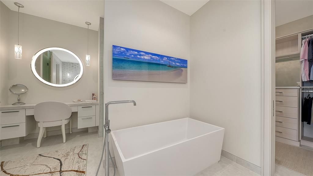 En Venta: $6,600,000 (2 camas, 2 baños, 2347 Pies cuadrados)
