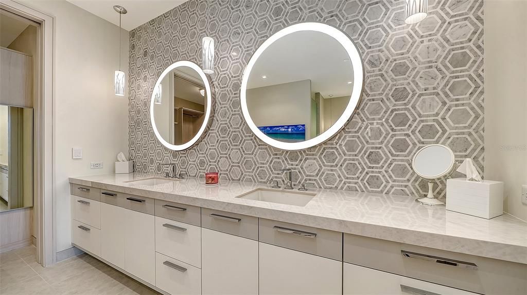 En Venta: $6,600,000 (2 camas, 2 baños, 2347 Pies cuadrados)
