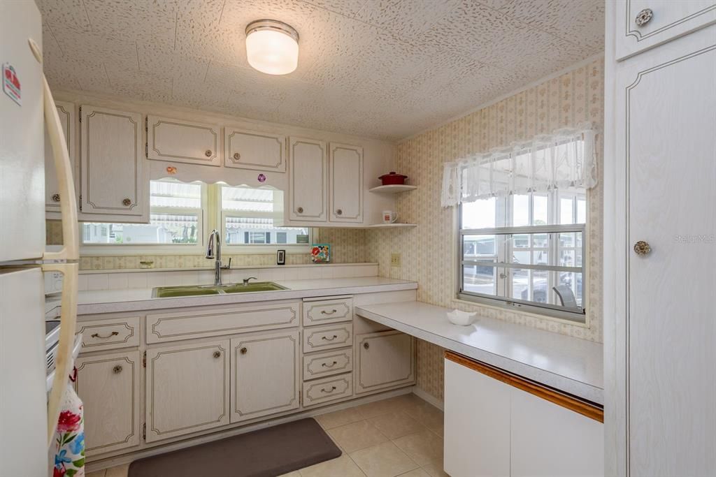 待售: $95,000 (2 贝兹, 2 浴室, 900 平方英尺)