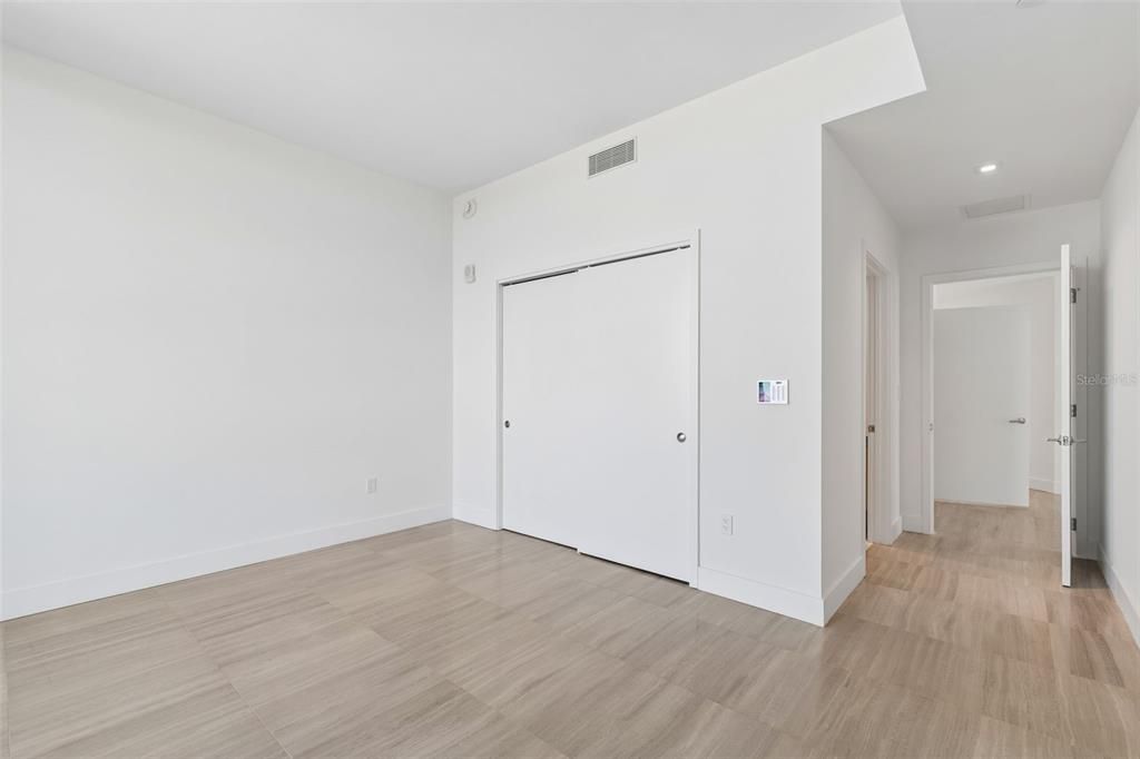 Active With Contract: $2,997,000 (3 beds, 3 baths, 2937 Square Feet)
