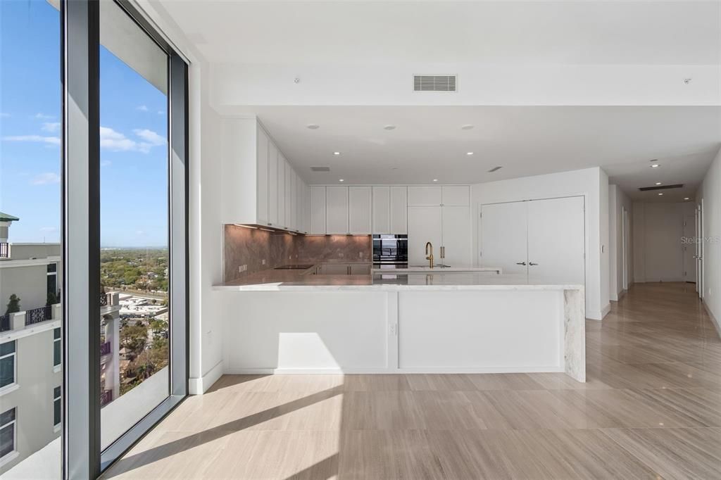 Active With Contract: $2,997,000 (3 beds, 3 baths, 2937 Square Feet)