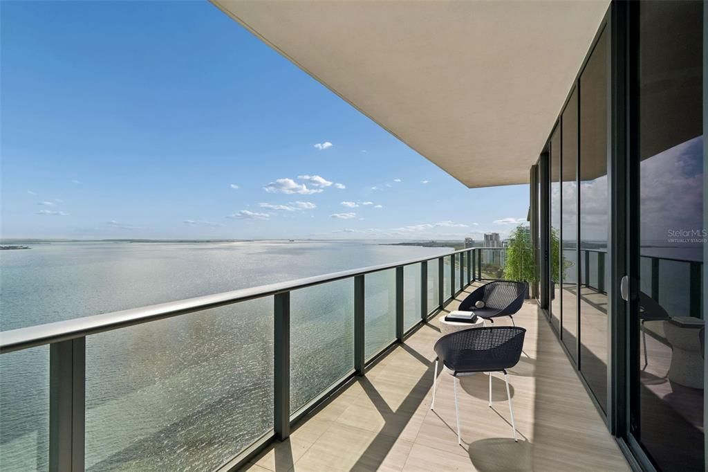 Active With Contract: $2,997,000 (3 beds, 3 baths, 2937 Square Feet)