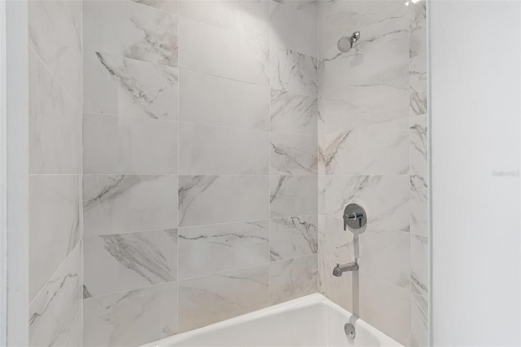 Active With Contract: $2,997,000 (3 beds, 3 baths, 2937 Square Feet)