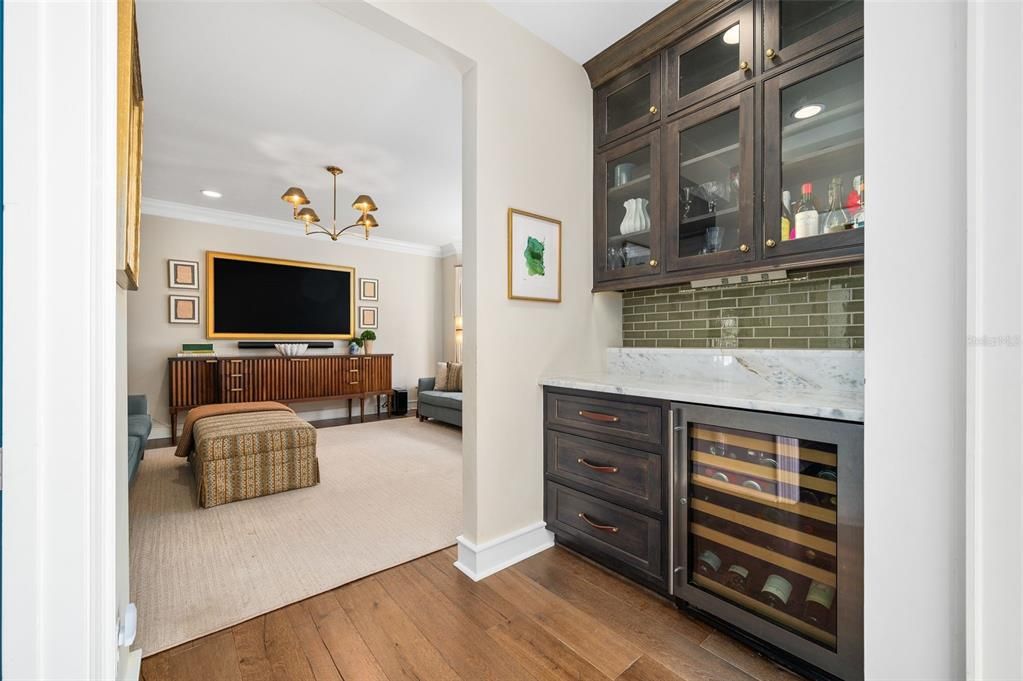 For Sale: $3,989,900 (5 beds, 6 baths, 8065 Square Feet)