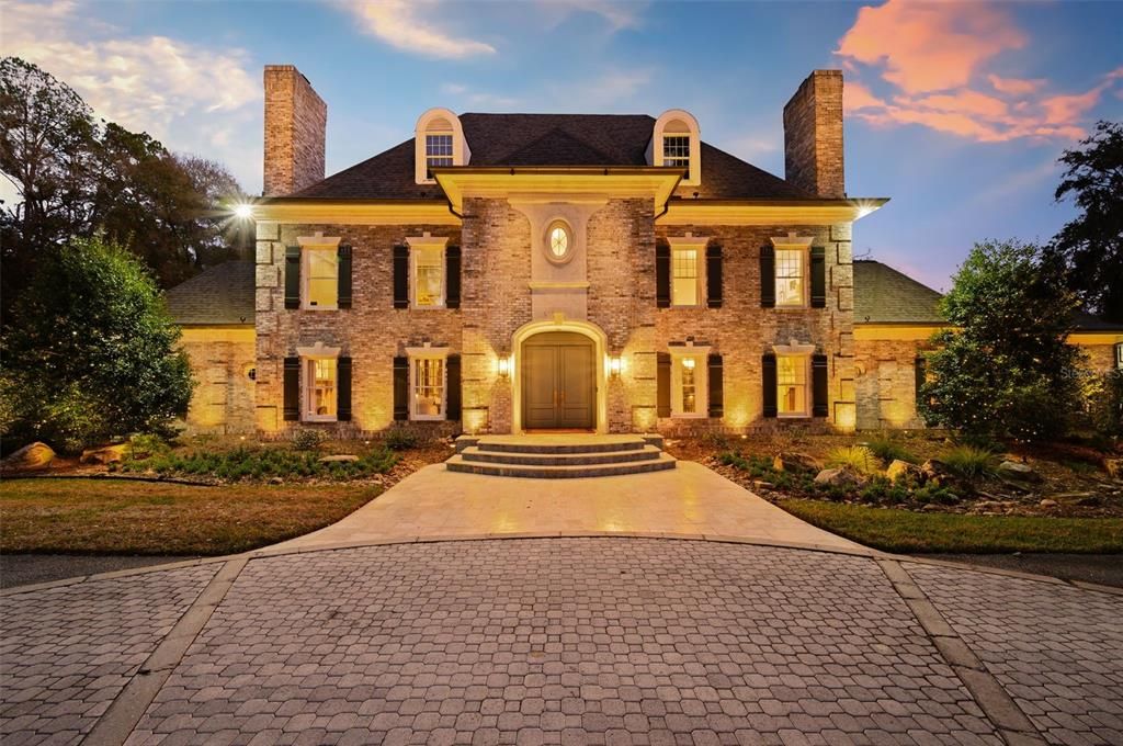 For Sale: $3,989,900 (5 beds, 6 baths, 8065 Square Feet)