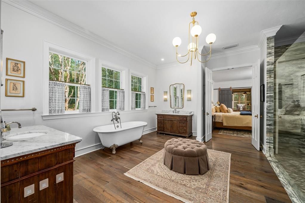 For Sale: $3,989,900 (5 beds, 6 baths, 8065 Square Feet)