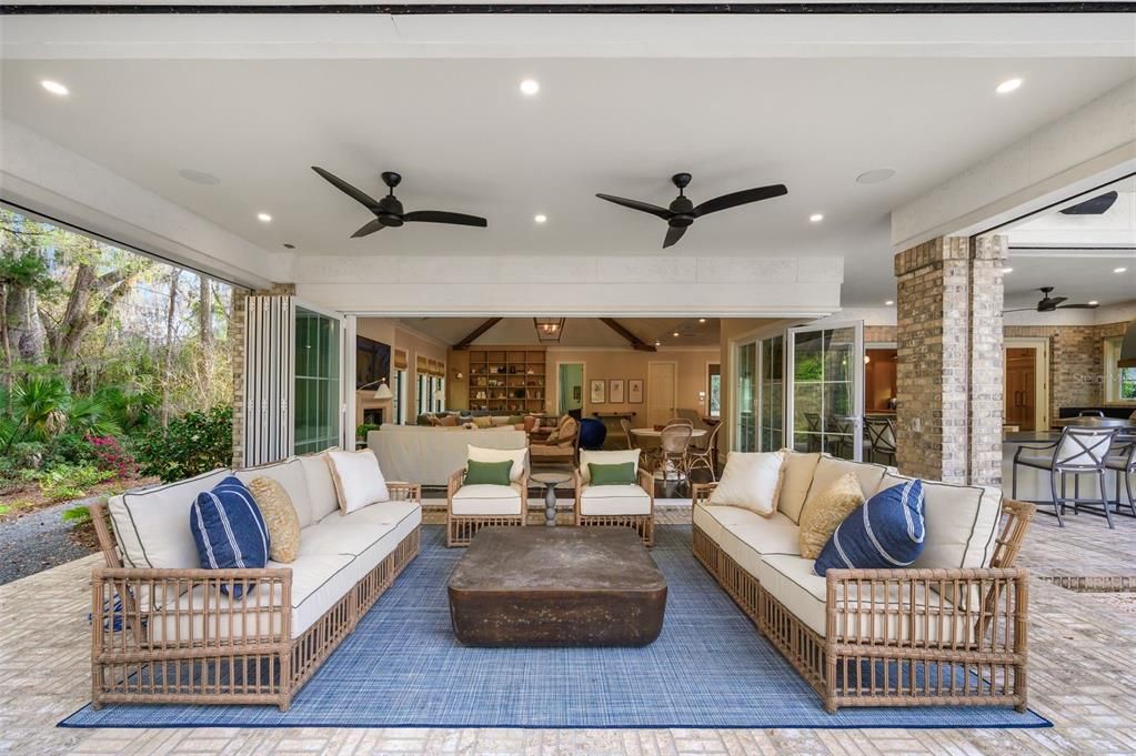 For Sale: $3,989,900 (5 beds, 6 baths, 8065 Square Feet)