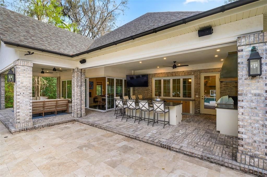 For Sale: $3,989,900 (5 beds, 6 baths, 8065 Square Feet)