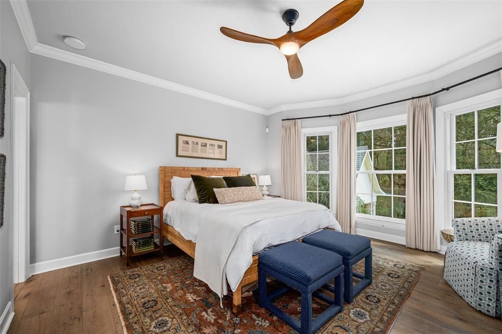 For Sale: $3,989,900 (5 beds, 6 baths, 8065 Square Feet)