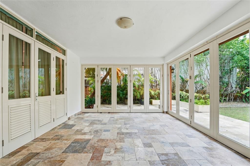 En Venta: $4,500,000 (3 camas, 3 baños, 3000 Pies cuadrados)