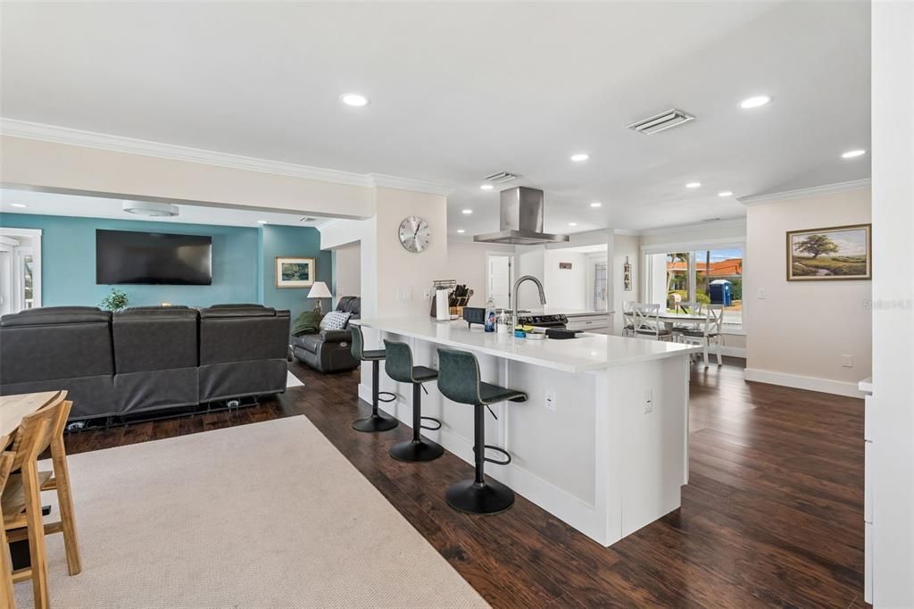 En Venta: $2,849,900 (4 camas, 4 baños, 3319 Pies cuadrados)