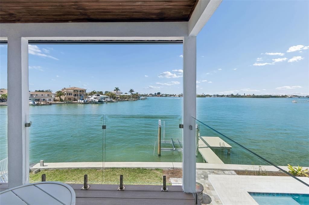En Venta: $2,849,900 (4 camas, 4 baños, 3319 Pies cuadrados)