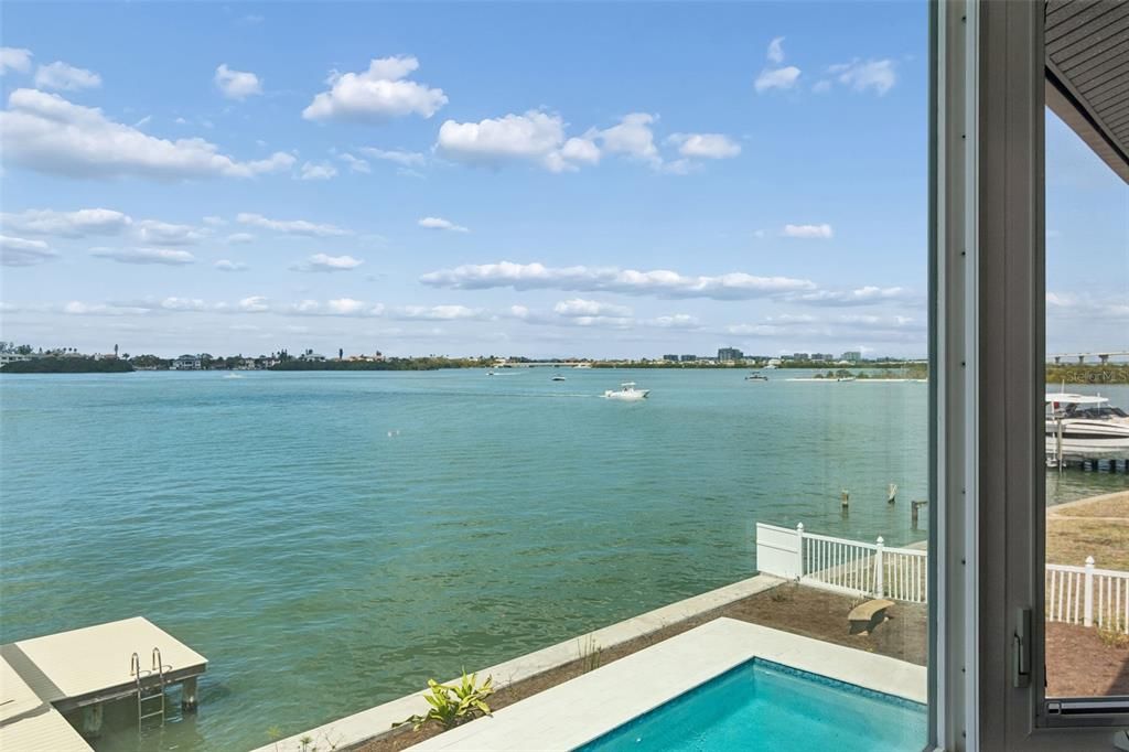 En Venta: $2,849,900 (4 camas, 4 baños, 3319 Pies cuadrados)