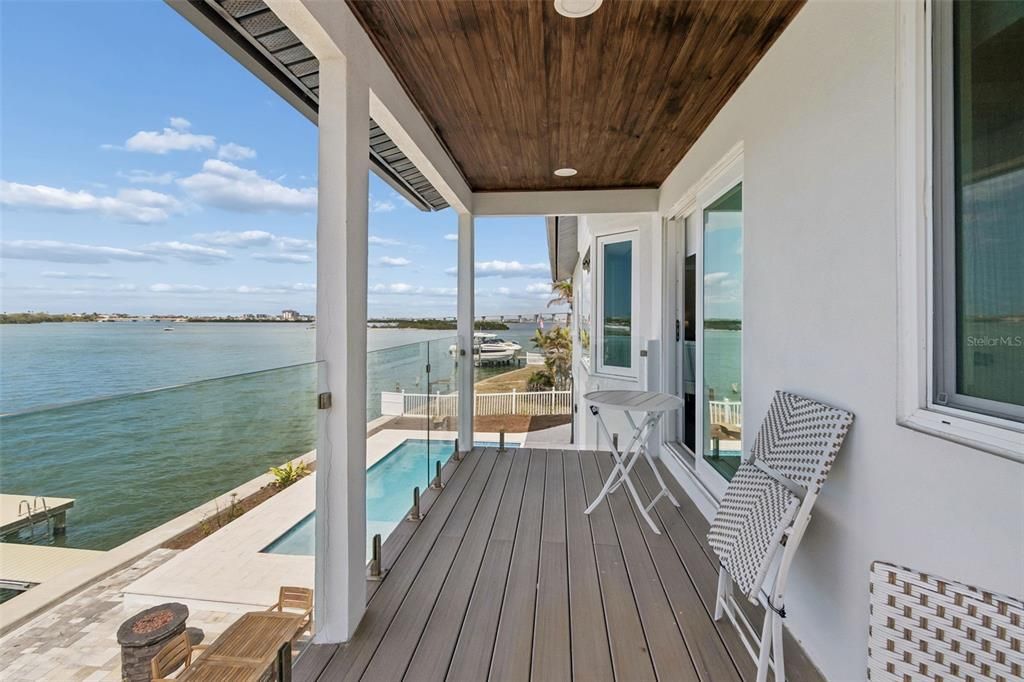 En Venta: $2,849,900 (4 camas, 4 baños, 3319 Pies cuadrados)
