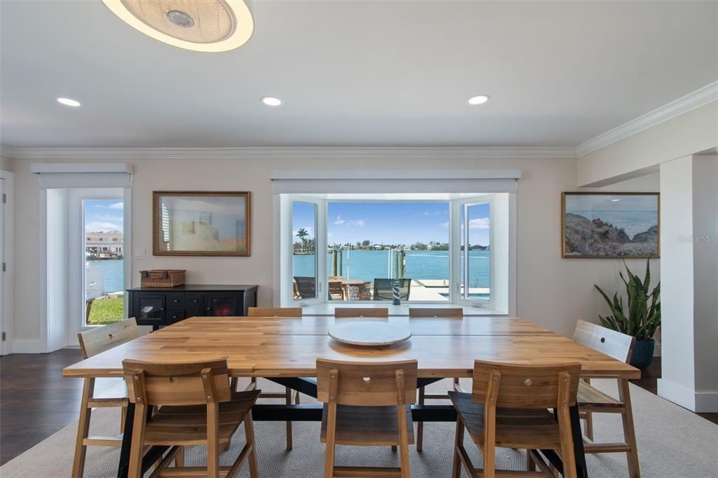 En Venta: $2,849,900 (4 camas, 4 baños, 3319 Pies cuadrados)