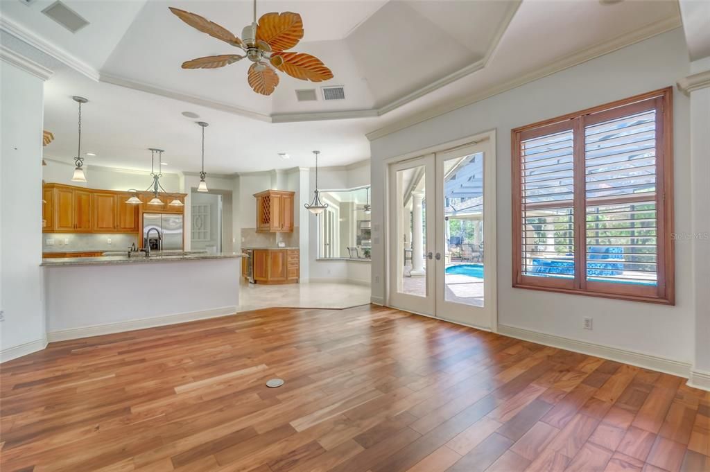 En Venta: $1,195,000 (4 camas, 3 baños, 3598 Pies cuadrados)