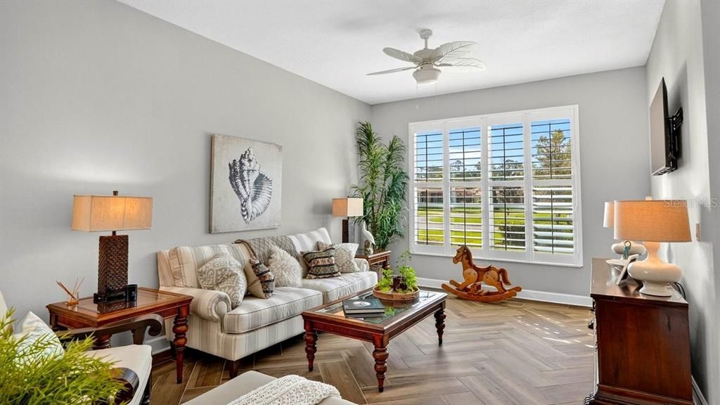 На продажу: $689,900 (4 спален, 2 ванн, 2620 Квадратных фут)