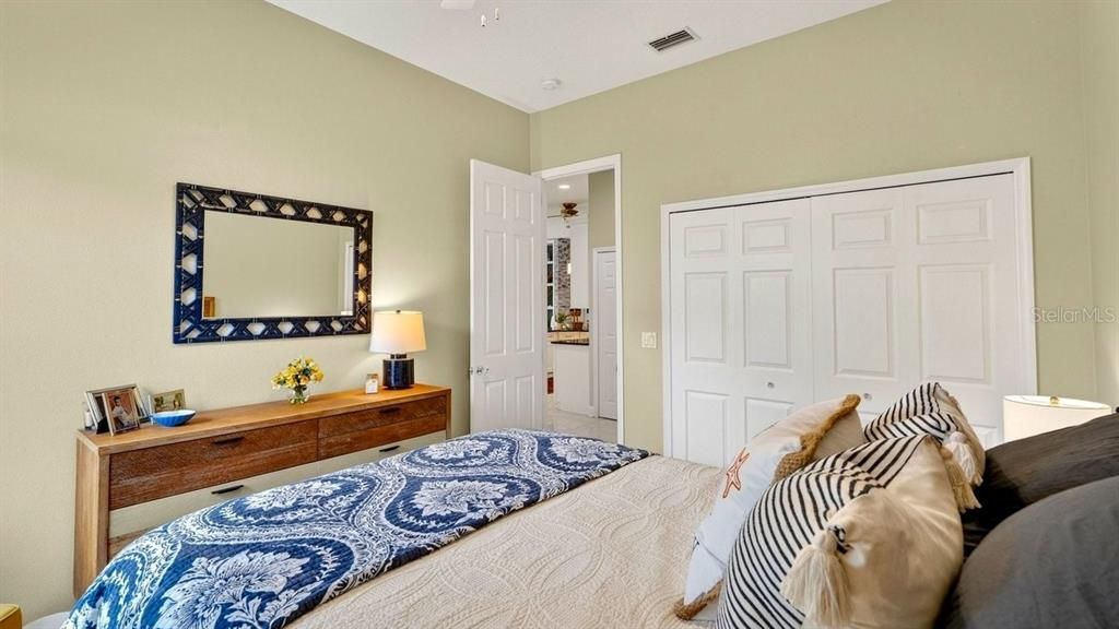 На продажу: $689,900 (4 спален, 2 ванн, 2620 Квадратных фут)