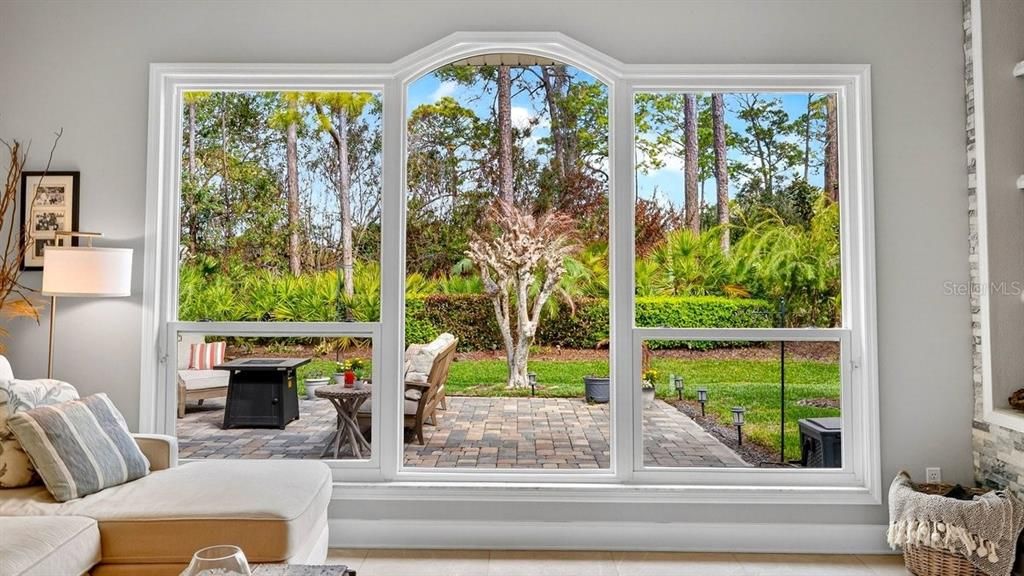 На продажу: $689,900 (4 спален, 2 ванн, 2620 Квадратных фут)