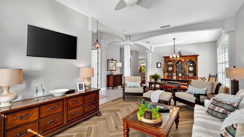 На продажу: $689,900 (4 спален, 2 ванн, 2620 Квадратных фут)