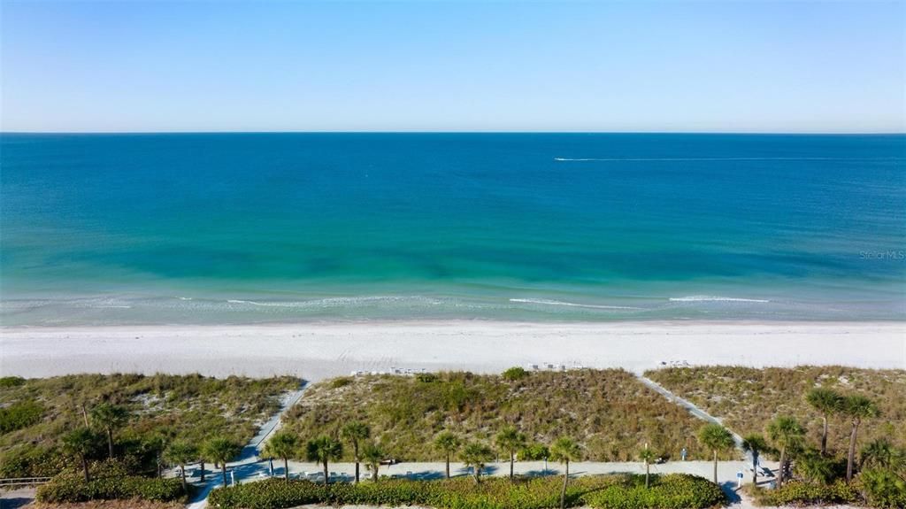 For Rent: $2,500 (2 beds, 2 baths, 1062 Square Feet)