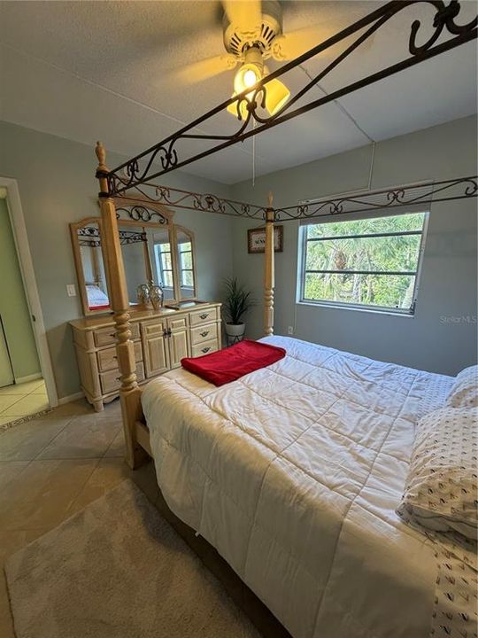 For Rent: $2,500 (2 beds, 2 baths, 1062 Square Feet)