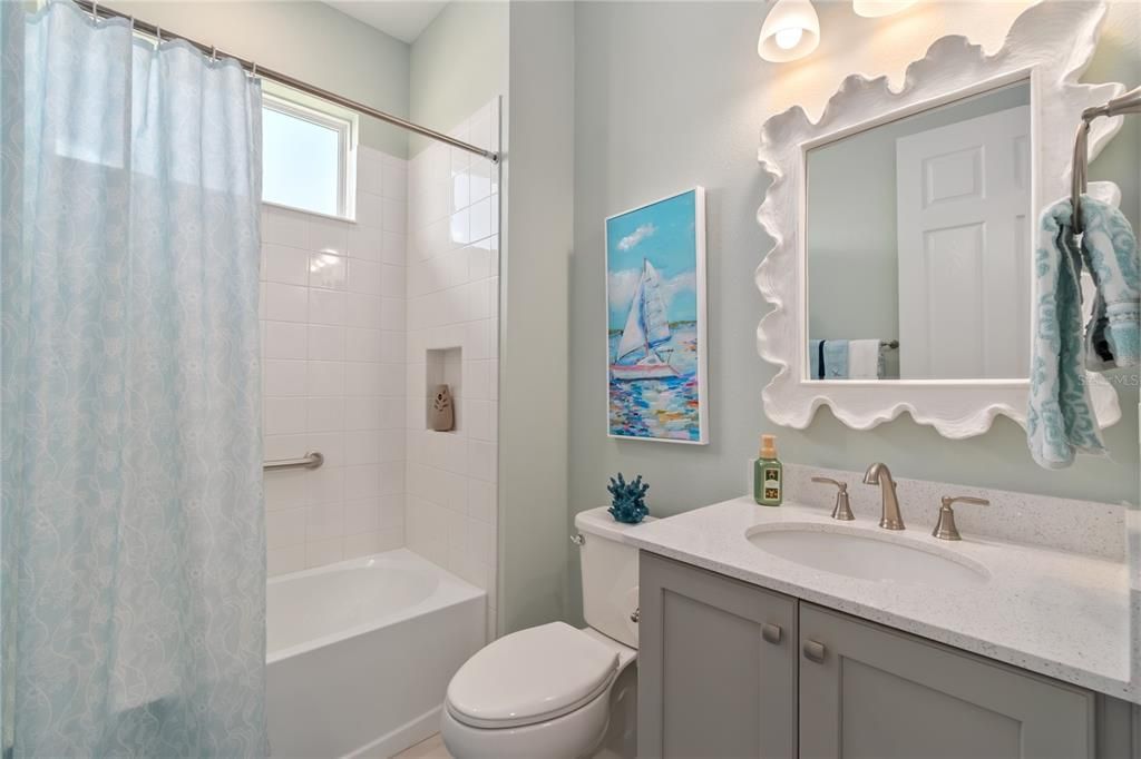For Sale: $440,000 (2 beds, 2 baths, 1983 Square Feet)