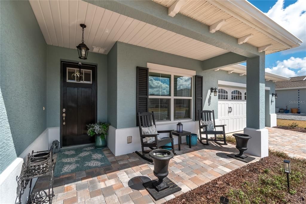 For Sale: $440,000 (2 beds, 2 baths, 1983 Square Feet)