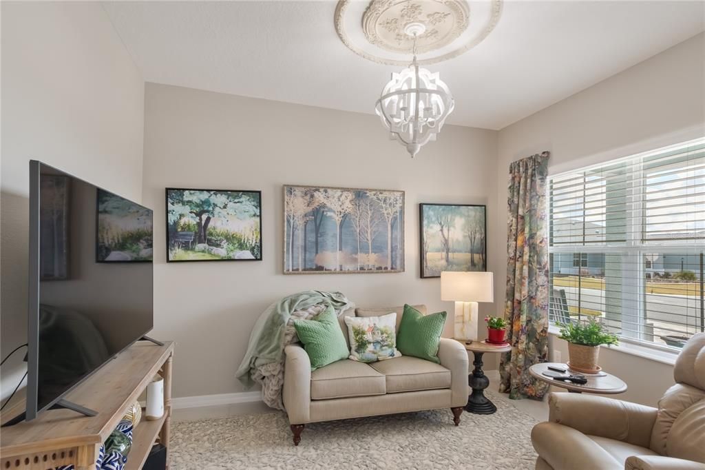 For Sale: $440,000 (2 beds, 2 baths, 1983 Square Feet)