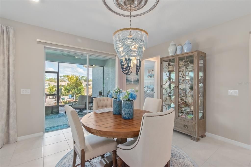 For Sale: $440,000 (2 beds, 2 baths, 1983 Square Feet)